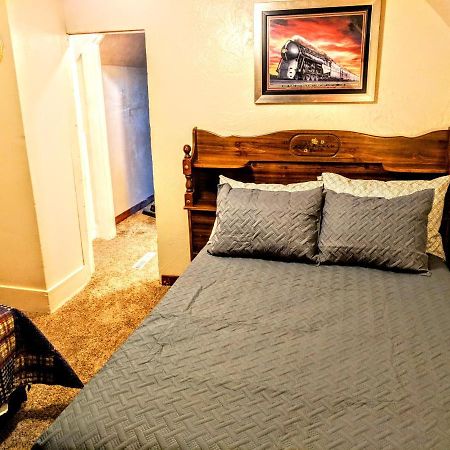 Vintage Cozy Family Home Near National Parks Saint Anthony Esterno foto