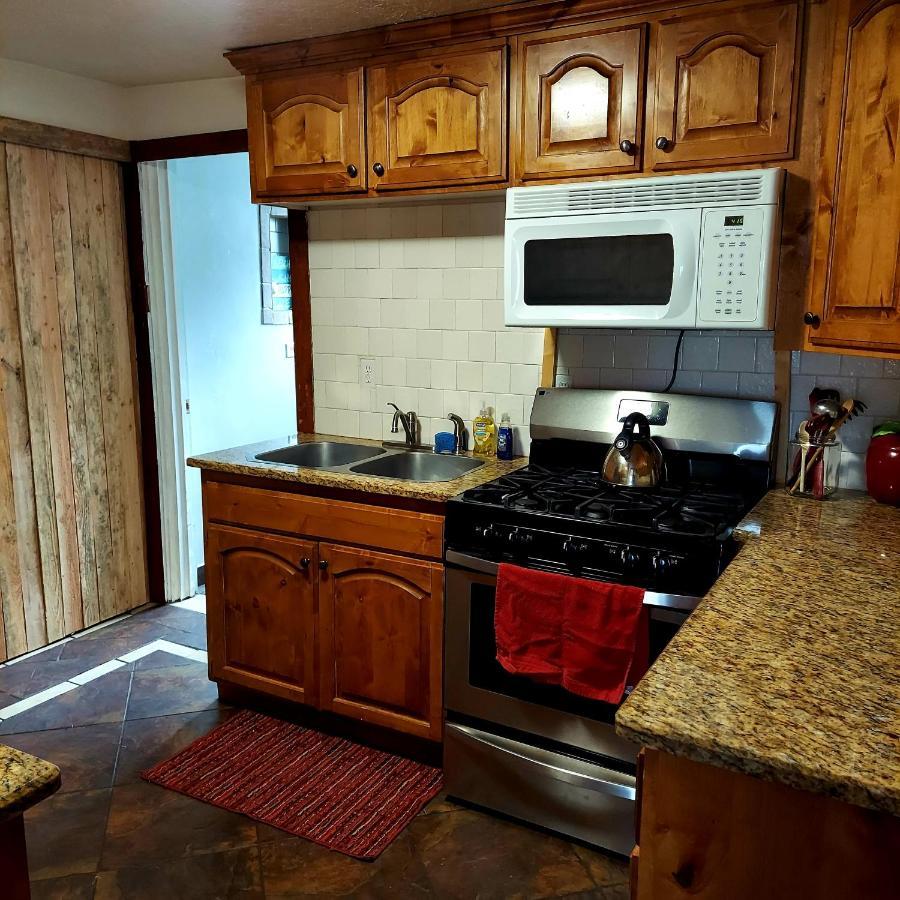 Vintage Cozy Family Home Near National Parks Saint Anthony Esterno foto